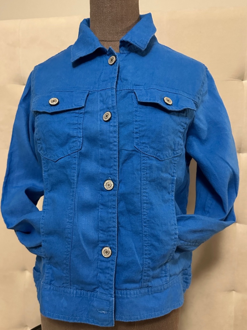 Jones New York Cobalt Blue Denim-Style Button Jacket women’s size small